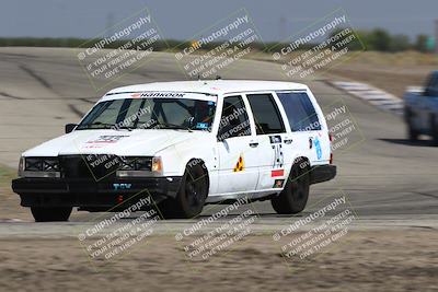 media/Sep-28-2025-24 Hours of Lemons (Sun) [[5dfe0e5f6e]]/12pm (Outside Grapevine)/